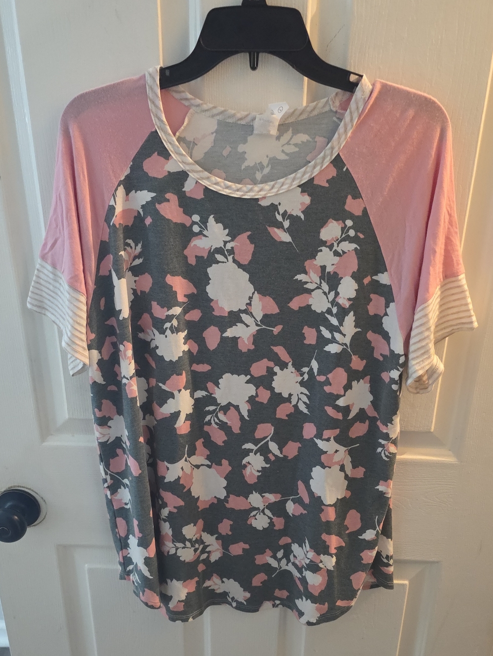 Honeyme Pink and Gray Floral Raglan Short Sleeve Top
